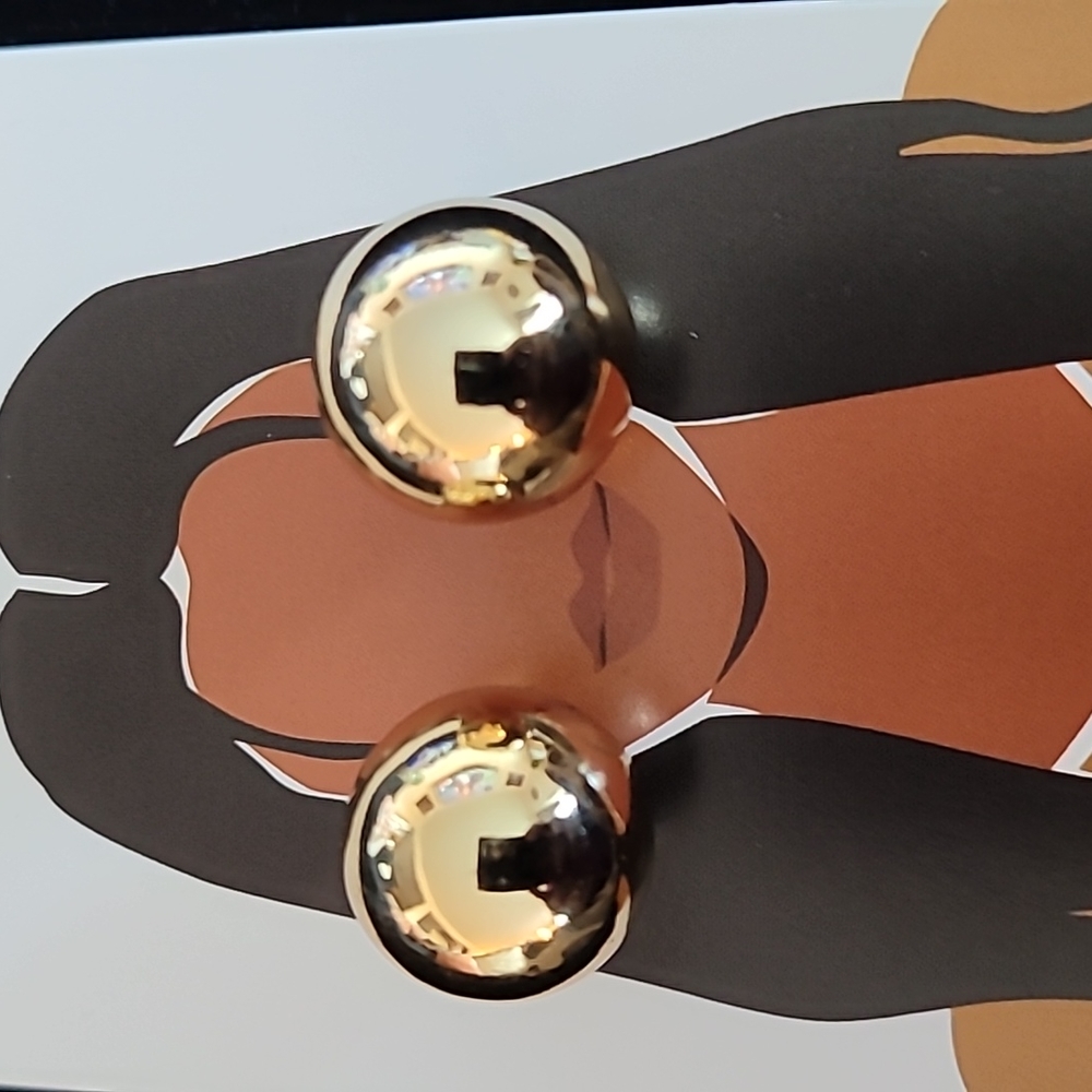 Muff Earrings